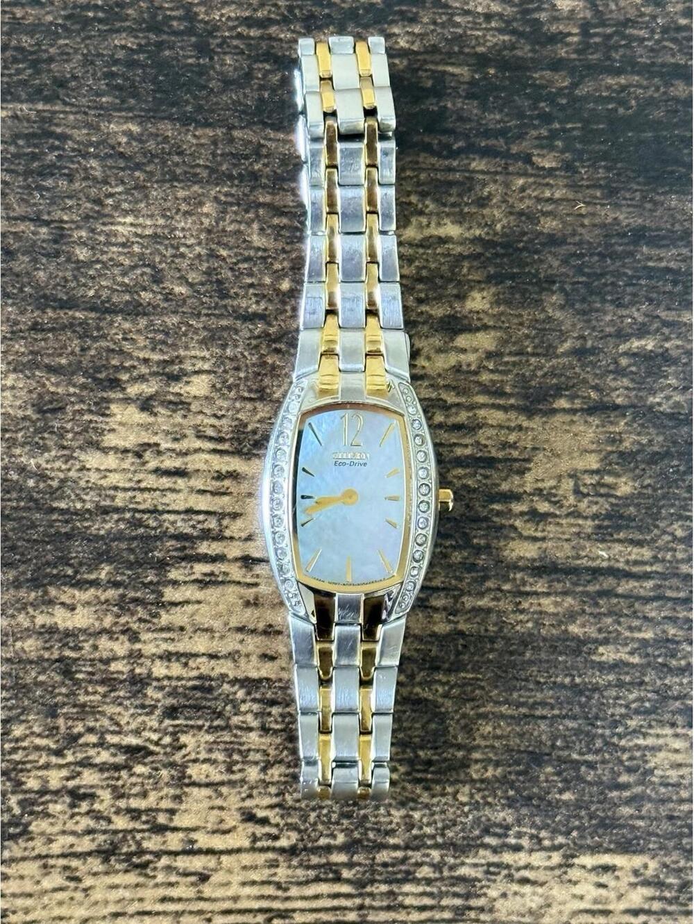Rare Vintage Citizen Silhouette Eco Drive Gold/Silver Tone Crystal Bezel Watch